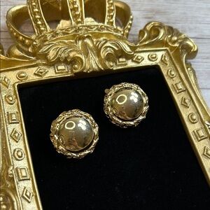 Vintage Trifari gold button-style stud earrings with rope detailing